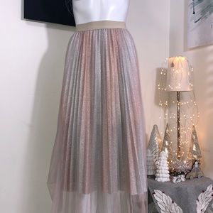 Pleated skirt